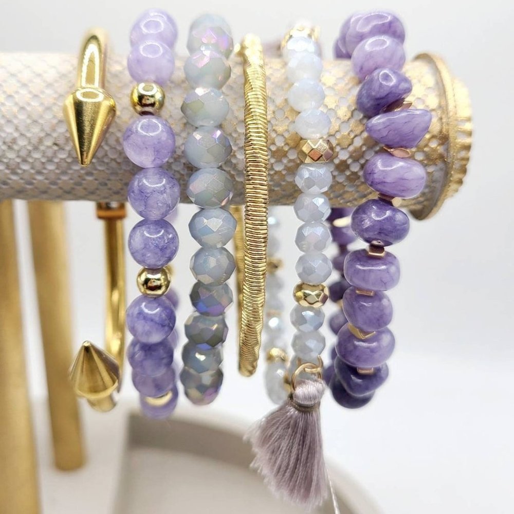 SOLD🎉Handmade Purple Beaded Stacking Set